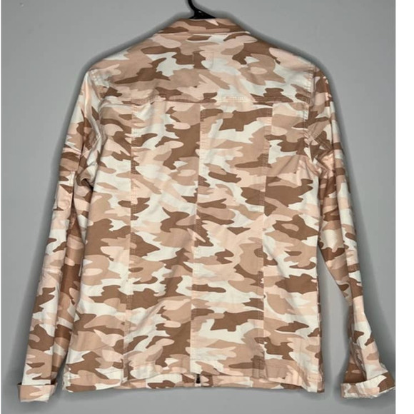 Harper and Liv Pink Camo Denim Jacket Size Medium - Picture 2 of 3